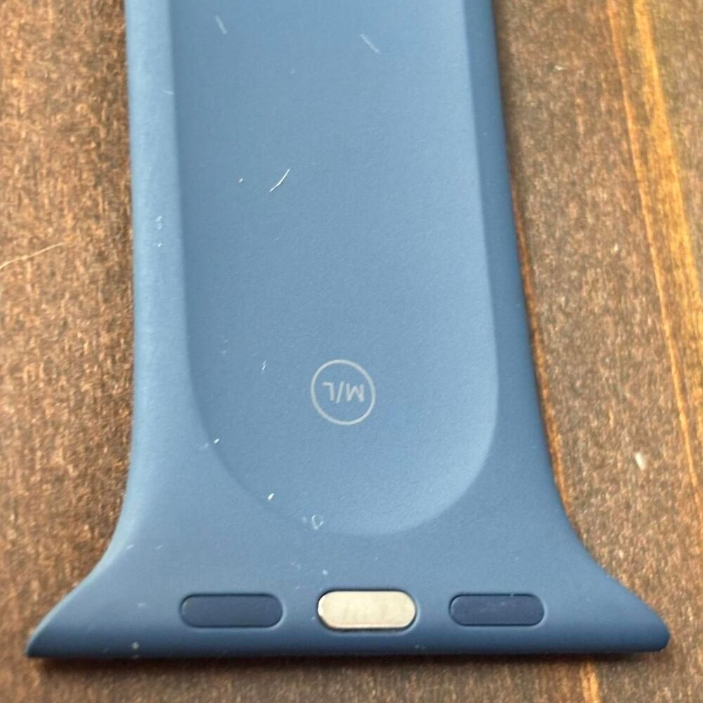 Apple 45mm Silicone Band Blue Medium Large With Phone Stand Strap - Picture 3 of 6